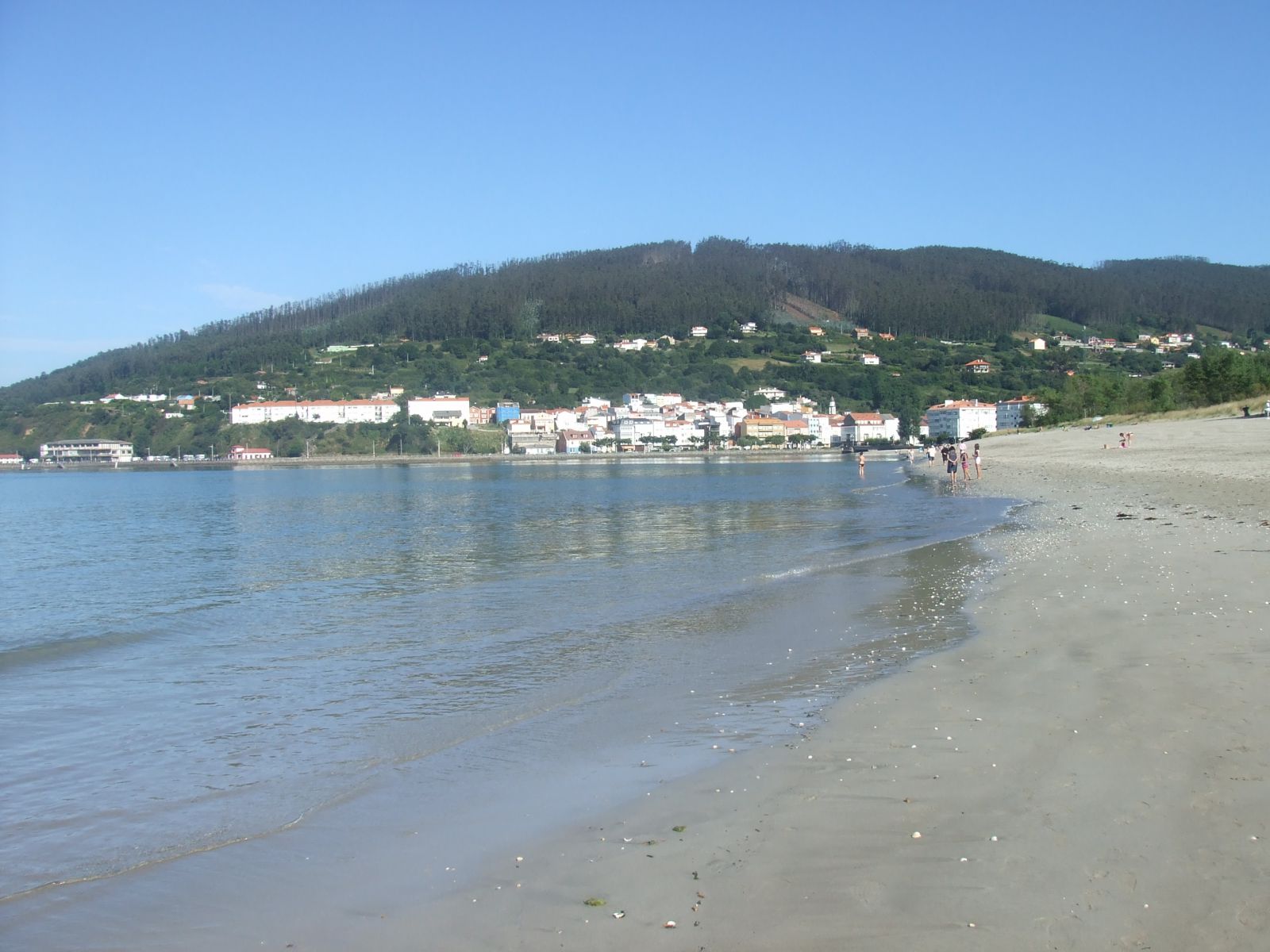 Pueblito costero en la costa norte de España